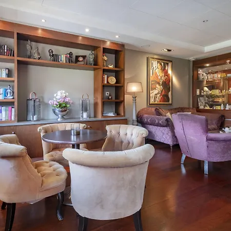 Servotel Saint-vincent 4* Nicea