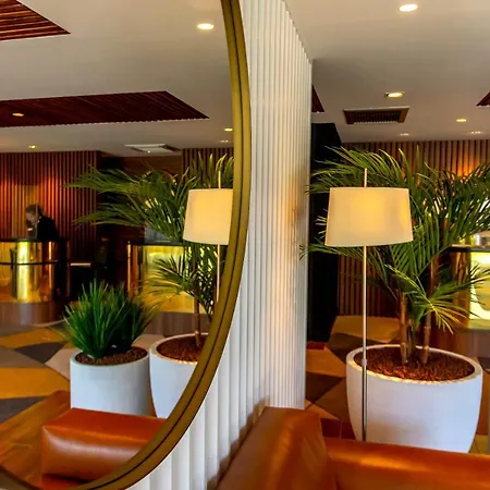 Servotel Saint-vincent Отель 4*