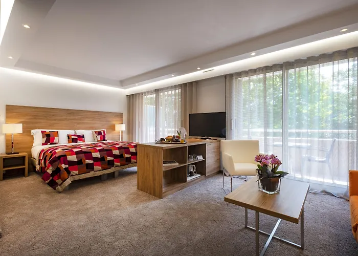 Servotel Saint-vincent Hotel Niza